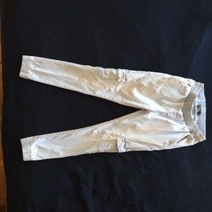 Lightweight light blue denim pull-up cargo